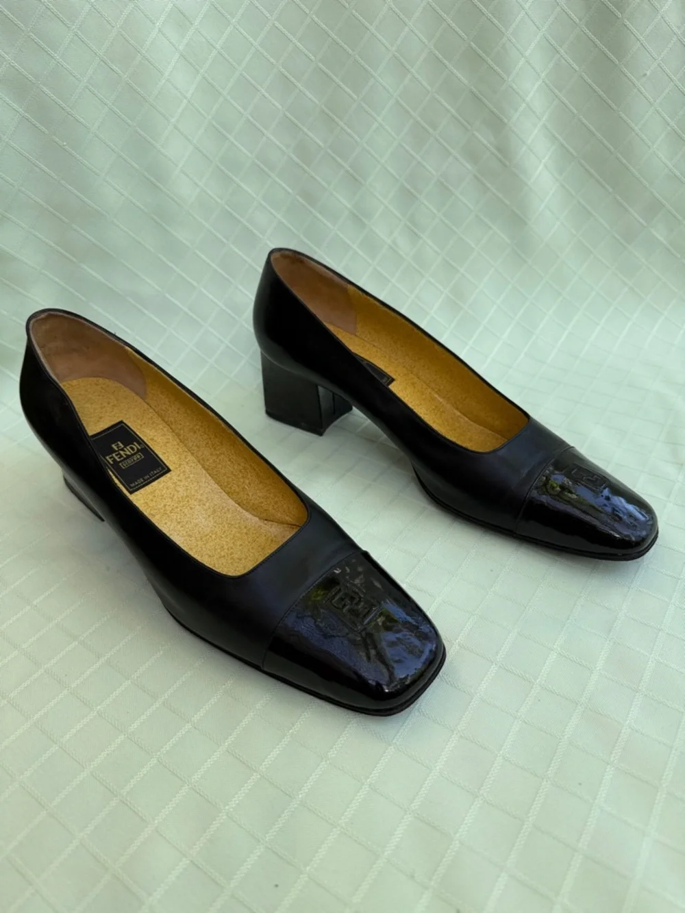 Vintage black Fendi all leather shoes